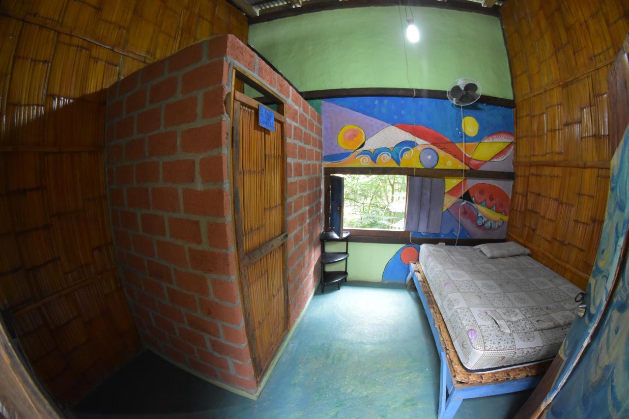 Hostal Arrels Montañita Екстериор снимка