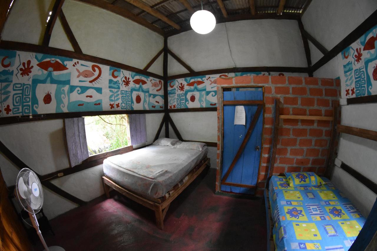 Hostal Arrels Montañita Екстериор снимка