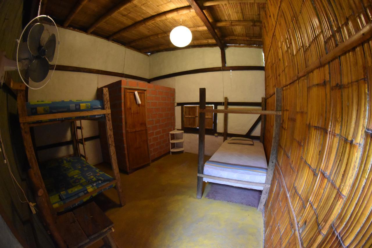 Hostal Arrels Montañita Екстериор снимка